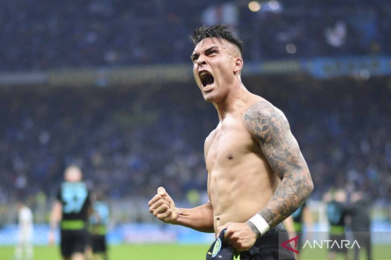 2022-05-06T192337Z_1021187998_UP1EI561FA9G9_RTRMADP_3_SOCCER-ITALY-INT-EMP-REPOR