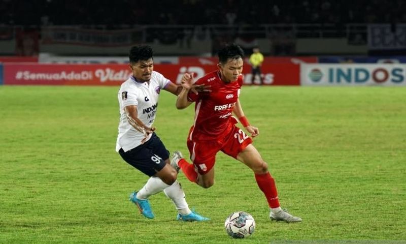 Persis (1)