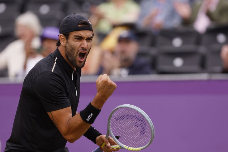 2022-06-18T155349Z_1_LYNXMPEI5H068_RTROPTP_4_TENNIS-LONDON (2)