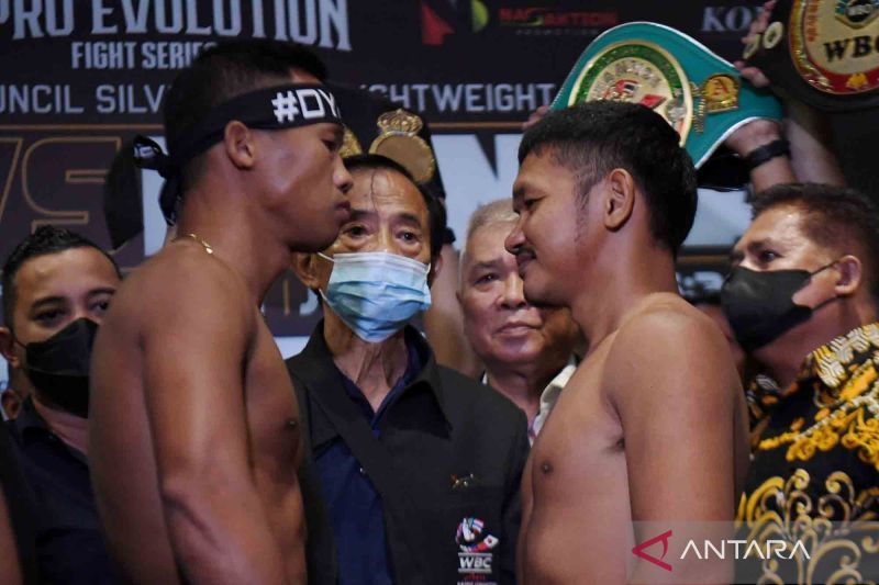 antarafoto-timbang-berat-jelang-daud-yordan-vs-panya-300622-hma-6 (1)