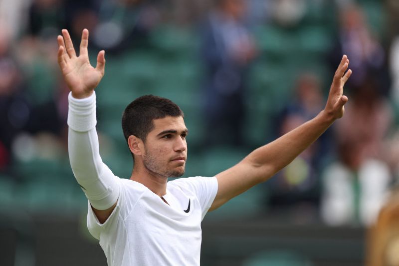 2022-07-01T174238Z_1552451348_UP1EI711D71TU_RTRMADP_3_TENNIS-WIMBLEDON