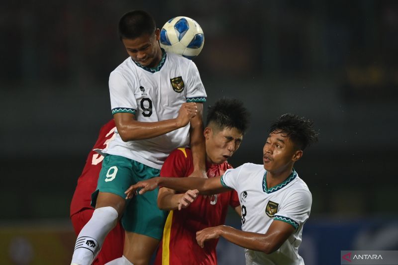 antarafoto-piala-aff-u19-indonesia-seri-lawan-vietnam-020722-app-9