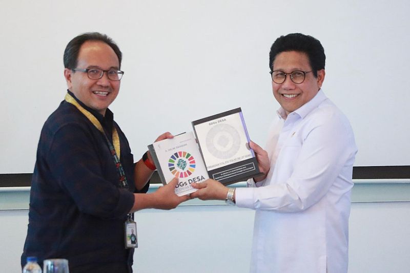 Menteri_Desa_PDTT_6-7-2022_1