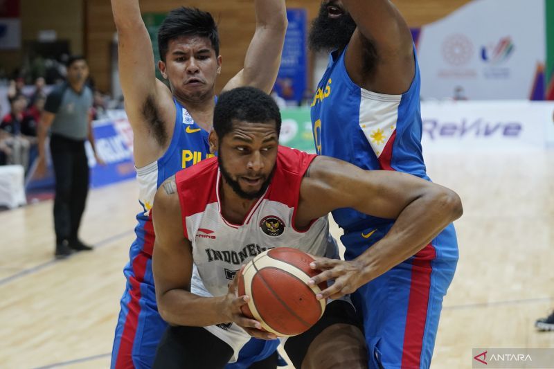 antarafoto-tim-basket-indonesia-rebut-emas-220522-app-2
