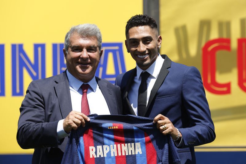 2022-07-15T125040Z_1574915470_UP1EI7F0ZOFAS_RTRMADP_3_SOCCER-SPAIN-FCB-RAPHINHA