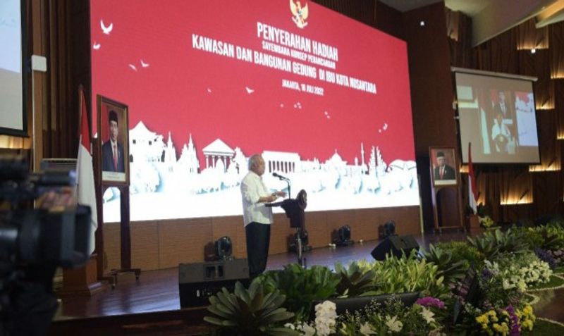 menteri-basuki-serahkan-hadiah-pemenang-sayembara-konsep-perancangan-kawasan-dan