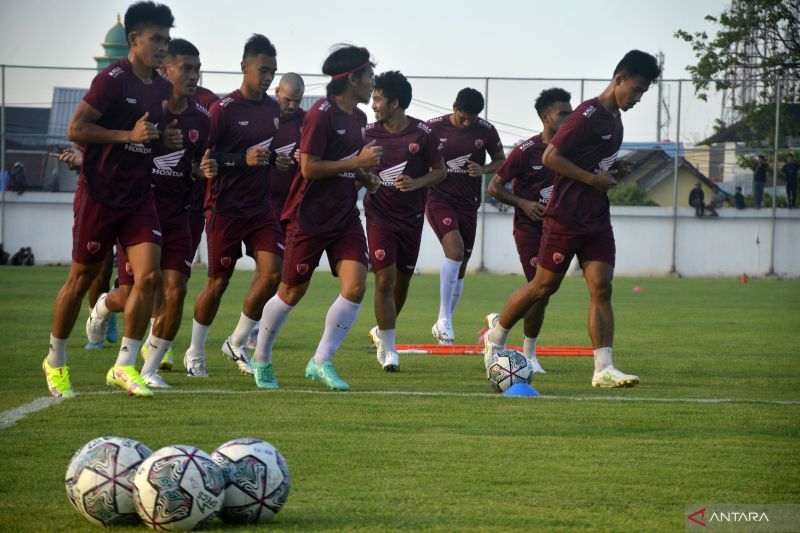 antarafoto-latihan-psm-makassar-di-stadion-kalegowa-250722-abhe-3