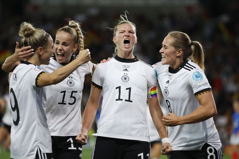2022-07-27T203559Z_1945333841_UP1EI7R1L7XKP_RTRMADP_3_SOCCER-EURO-GER-FRA-REPORT