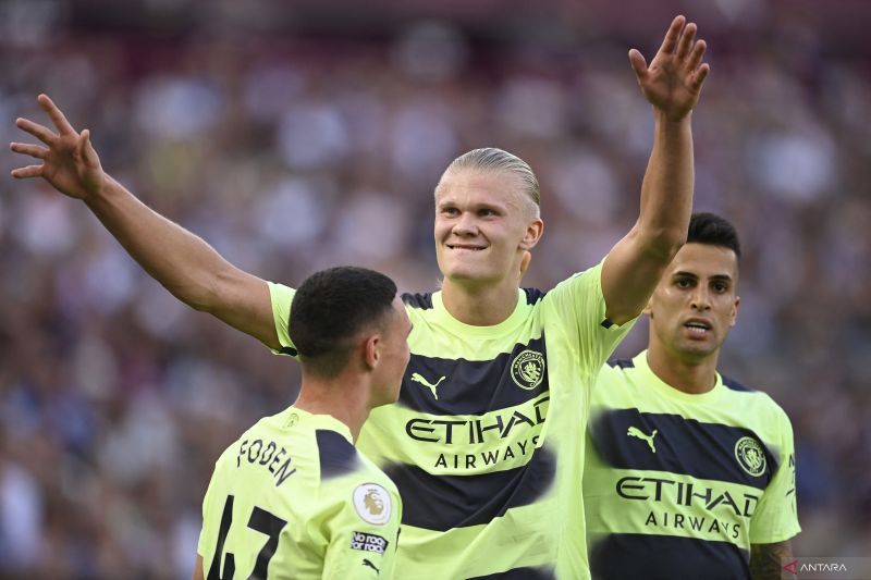 2022-08-07T165839Z_983319941_UP1EI871B5P4W_RTRMADP_3_SOCCER-ENGLAND-WHU-MCI-REPO