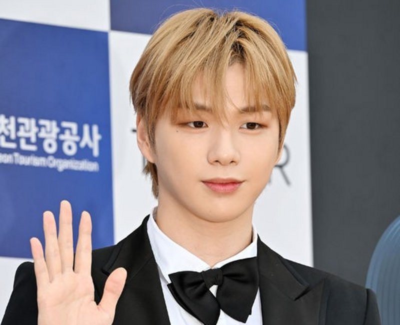 Kang Daniel Positif COVID-19, Tunda Semua Jadwal