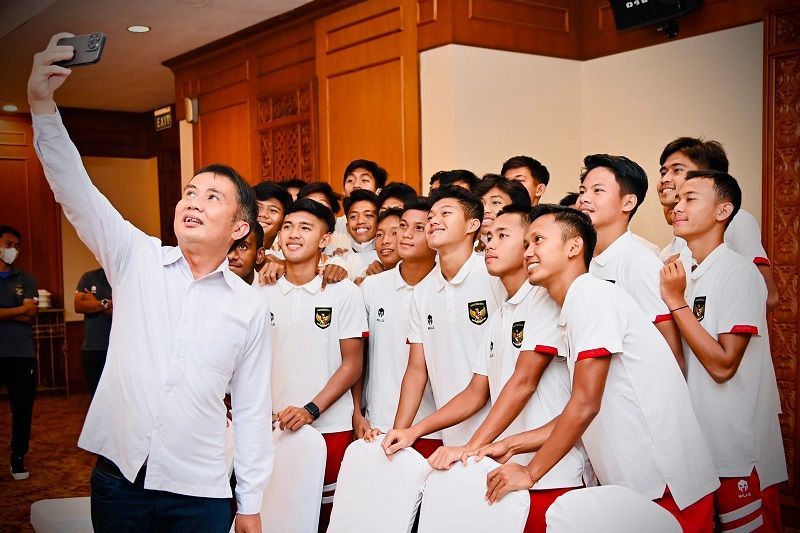 20220818-timnas-u16-terima-bonus-presiden