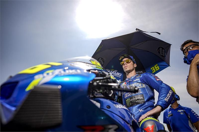 mgp9joan-mirr9