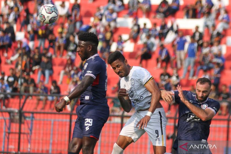 antarafoto-arema-melawan-rans-nusantara-240822-abs-3
