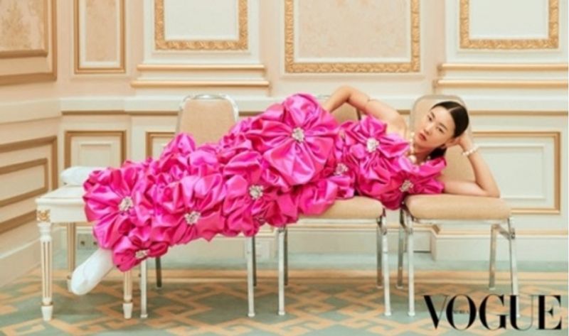Model Top Dunia Han Hye-jin dan GUCCI Tuai Hujatan Setelah Lakukan Pemotretan di