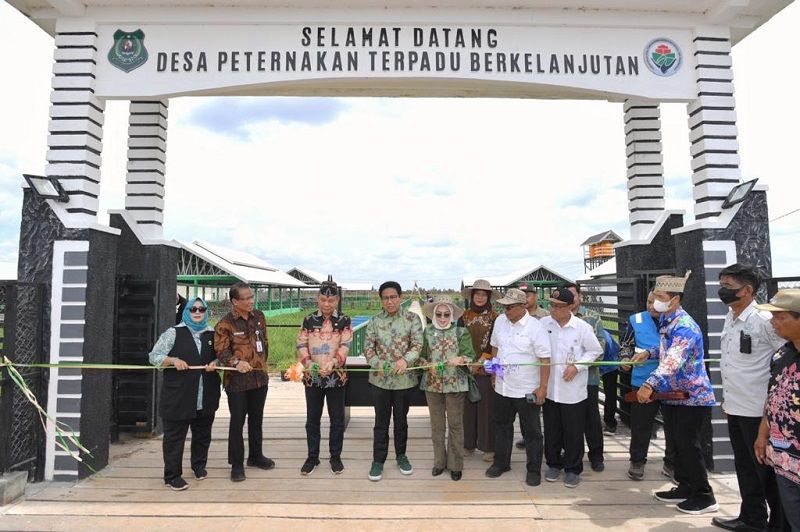 Mendes_PDTT_Abdul_Halim_Iskandar_di_Kapuas