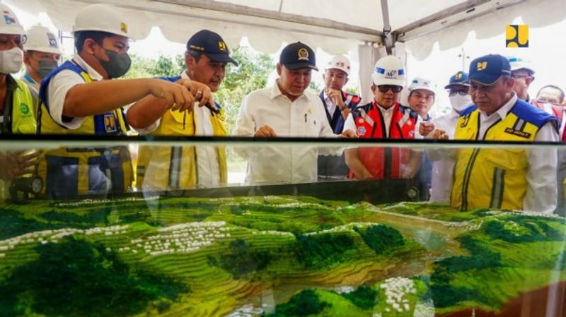 aliri-1494-ha-persawahan-kemeterian-pupr-targetkan-bendungan-jlantah-di-karangan