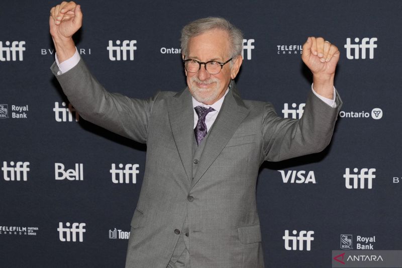 2022-09-11T011116Z_712938979_RC2PEW99E5UK_RTRMADP_3_FILMFESTIVAL-TORONTO-THE-FAB