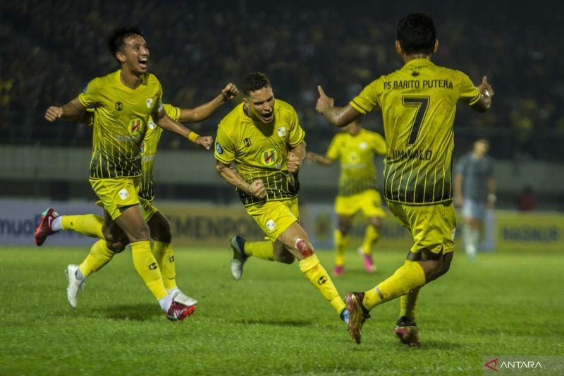 antarafoto-barito-putera-menang-atas-borneo-fc-300722-bay-2