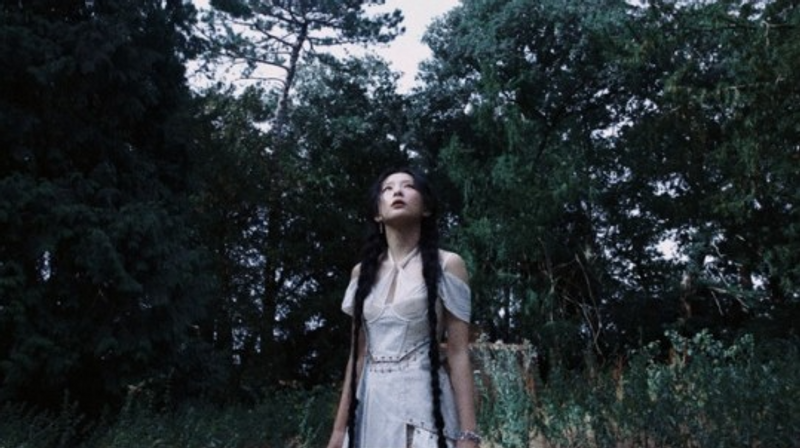 Red Velvet Seulgi Siap Debut Solo, Berikan Aura yang Misterius