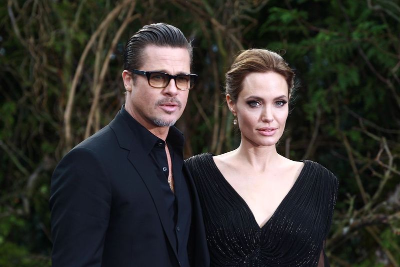 Angelina Jolie Bongkar Kekerasan Brad Pitt, Cekik di Pesawat Hingga Pukul Anak-a
