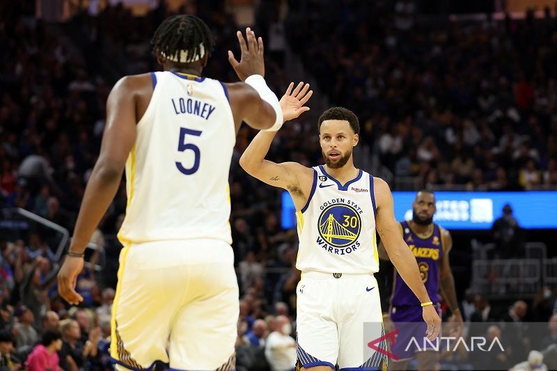 20221019-warriors-lakers