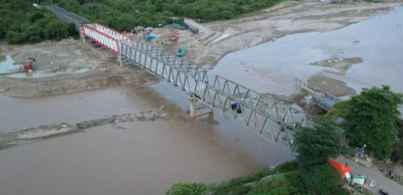 kementerian-pupr-bangun-infrastruktur-terdampak-bencana-badai-seroja-dan-banjir-