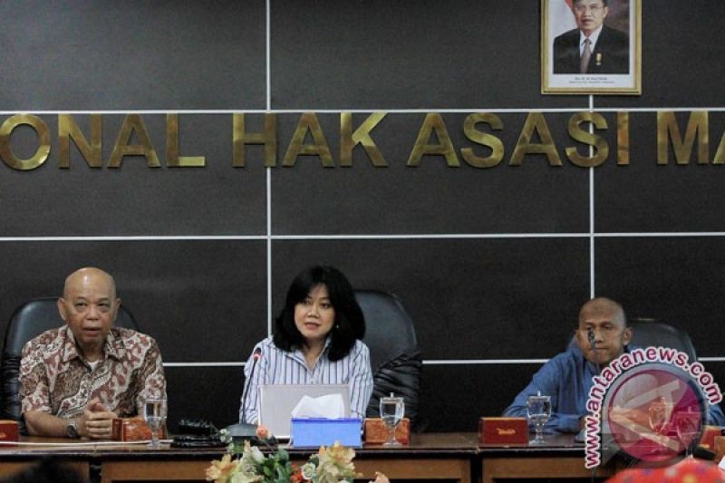 20150813antarafoto-pertemuan-multi-pihak-atas-pembekuan-pssi-130816-fk-8