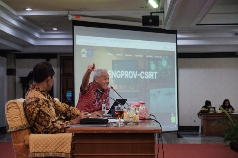 Komisi-1-DPR-RI3-768x512