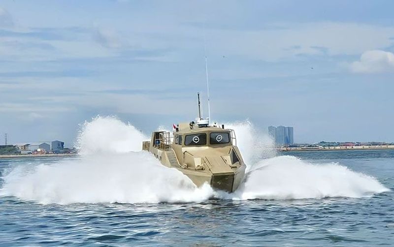 kapal tempur d-18