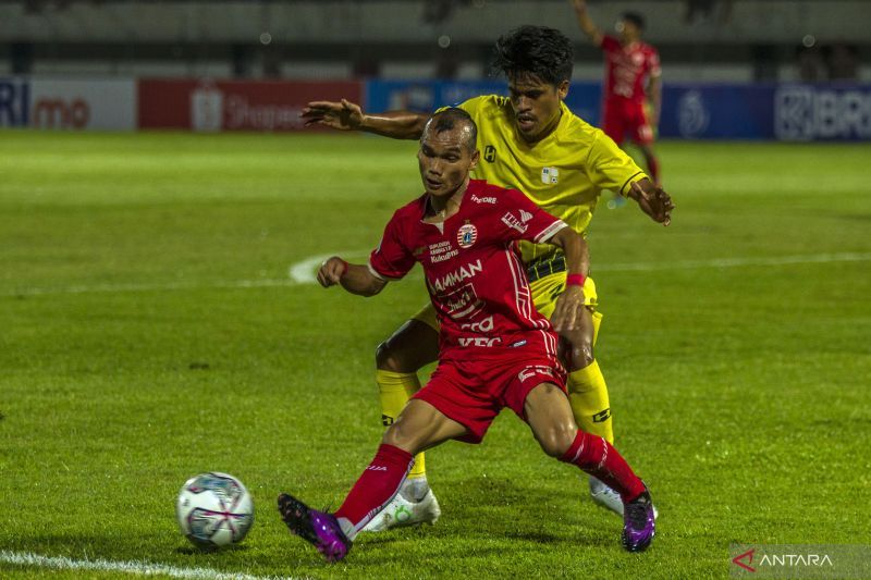 antarafoto-barito-putera-melawan-persija-jakarta-110922-bay-3