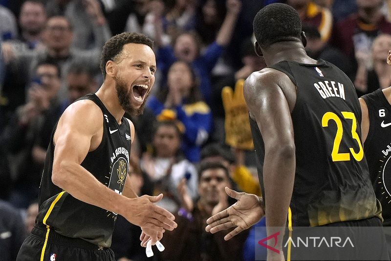 20221112-warriors-cavaliers