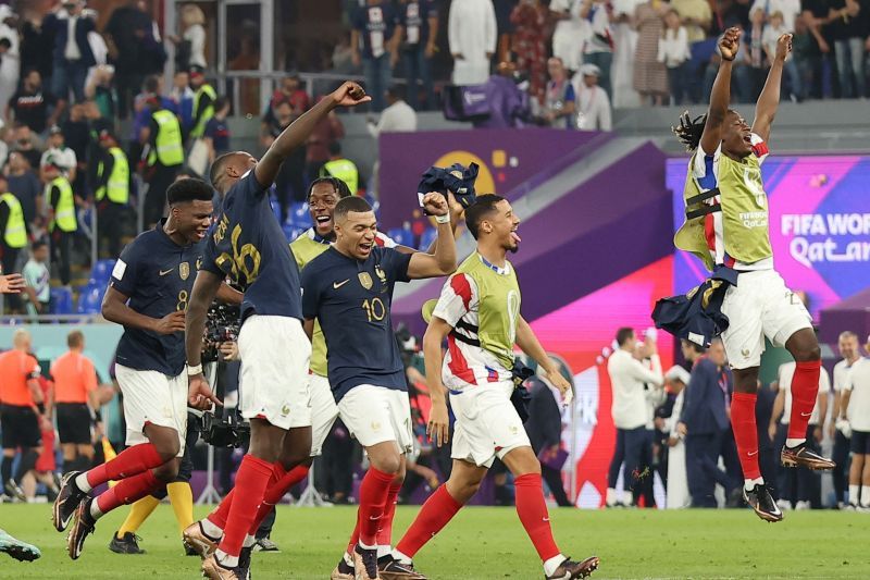 2022-11-26T180548Z_2006377651_UP1EIBQ1E9MFQ_RTRMADP_3_SOCCER-WORLDCUP-FRA-DNK-RE