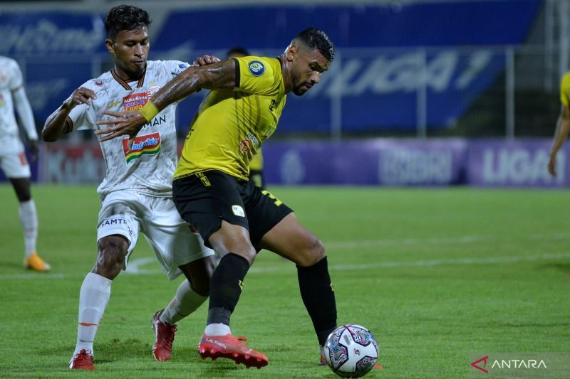 antarafoto-persija-jakarta-lawan-barito-putera-230222-fik-5
