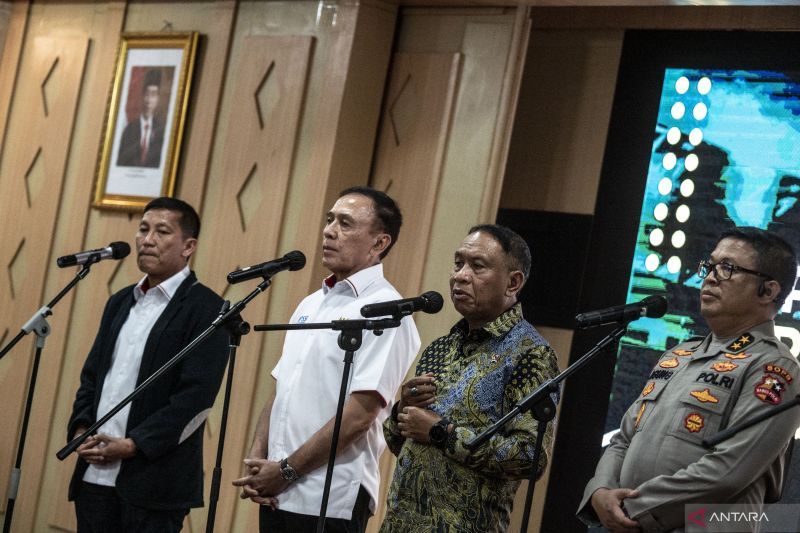 antarafoto-rakor-penyelenggaraan-sepak-bola-281122-aaa-4