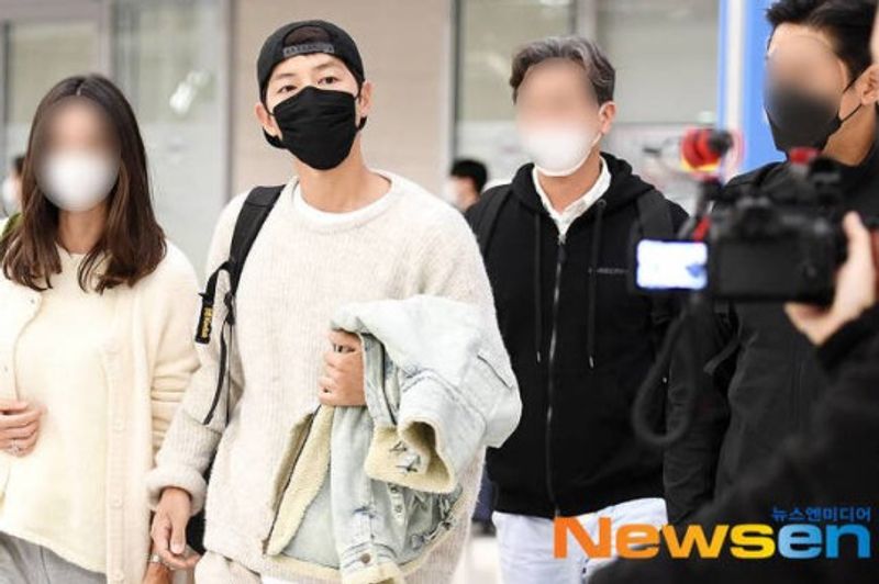 Ternyata Pacar Song Joongki Sudah di 'Spill' Sejak Awal Desember Lho!