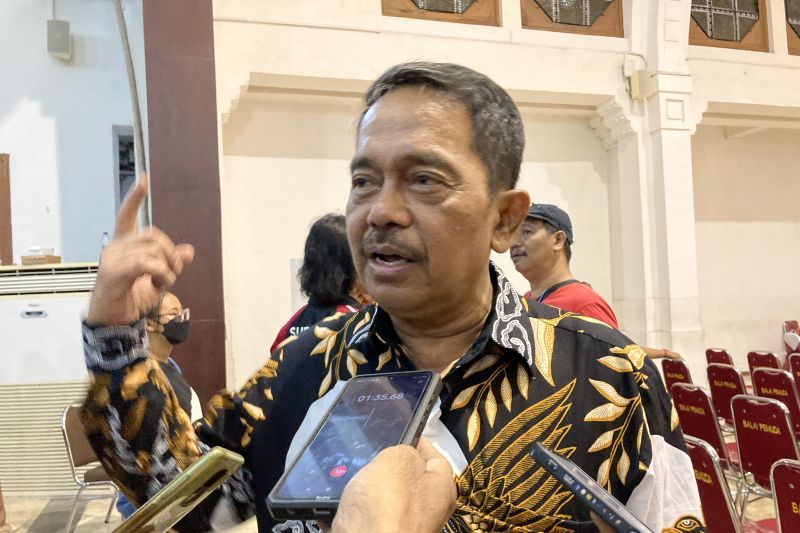 ketua-KONI-Surabaya-dullah