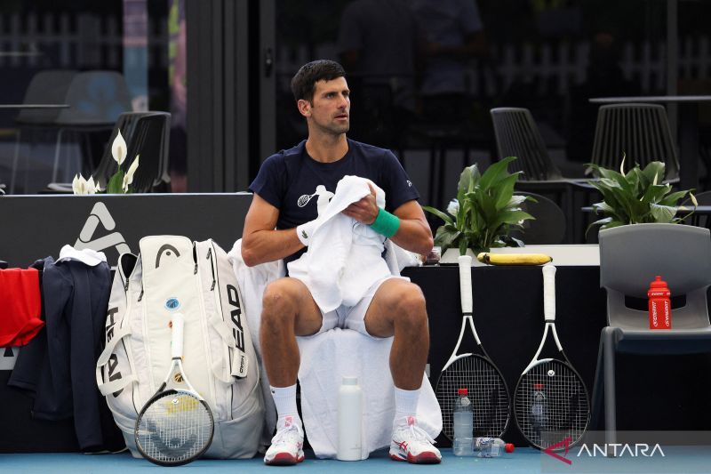 2022-12-29T060430Z_2019225098_RC2IFY907W1O_RTRMADP_3_TENNIS-AUSOPEN-DJOKOVIC