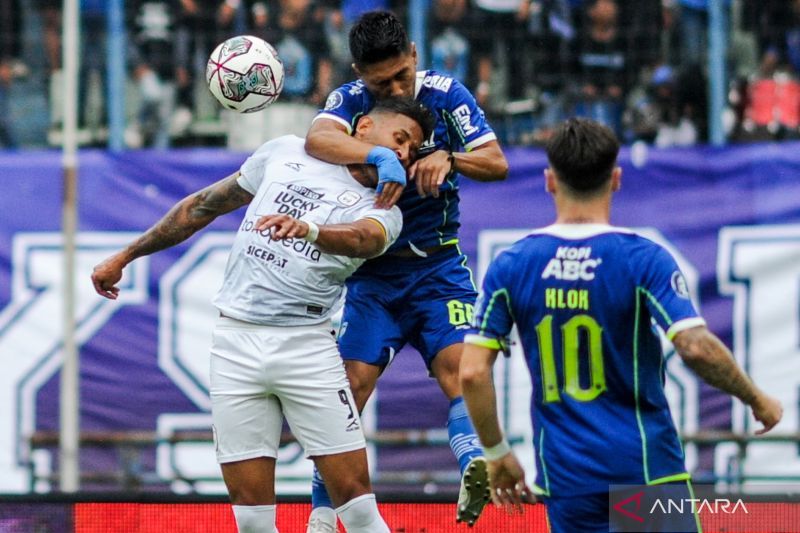antarafoto-persib-bandung-melawan-rans-nusantara-fc-040922-rai-1