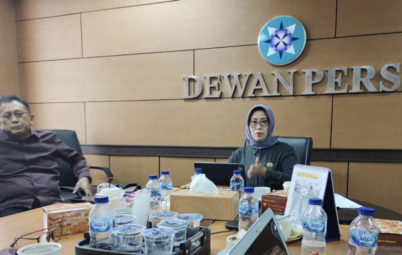 ninik dewan pers