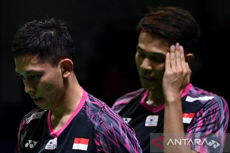 antarafoto-fajar-alfian-muhammad-rian-kalah-170622-sgd-3