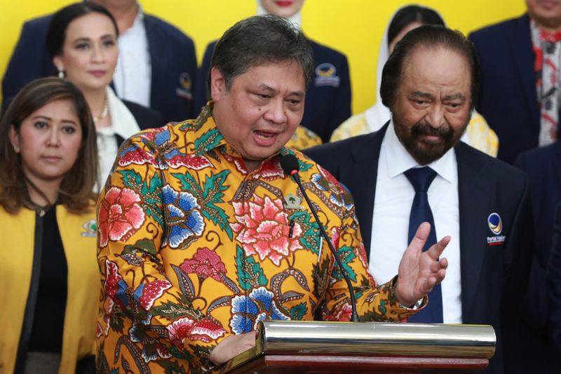 airlangga surya paloh golkar nasdem