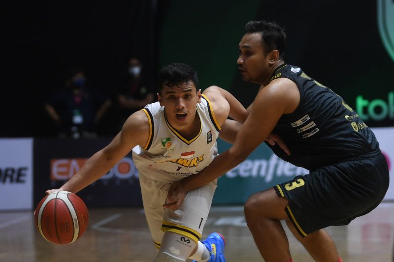 antarafoto-ibl-hawks-180322-ak-2