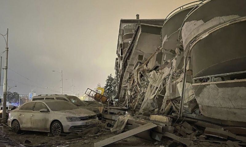 Turki dan Suriah Diguncang Gempa Berkekuatan7,8 SR, Terbesar Setelah 84 Tahun