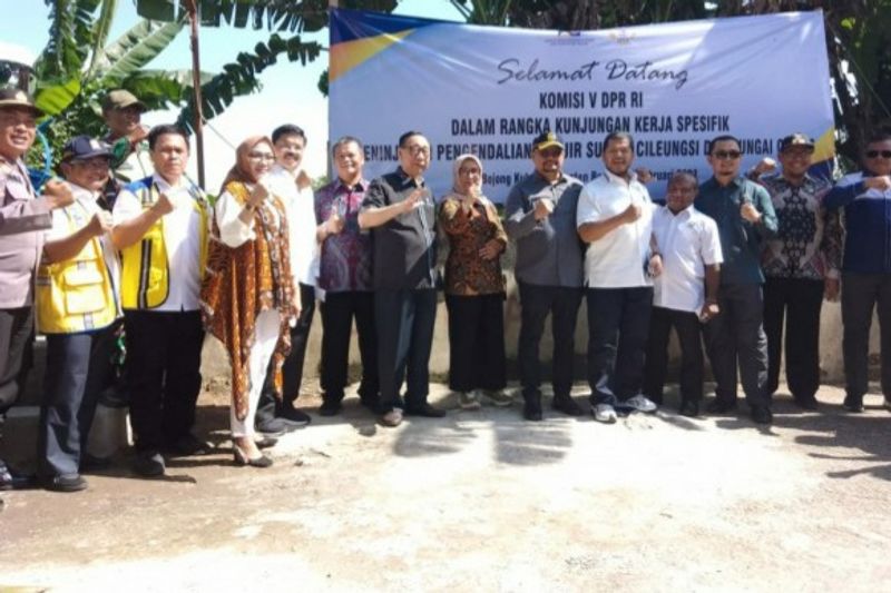 kementerian-pupr-komitmen-lakukan-normalisasi-sungai-cileungsi-dan-cikeas-guna-a