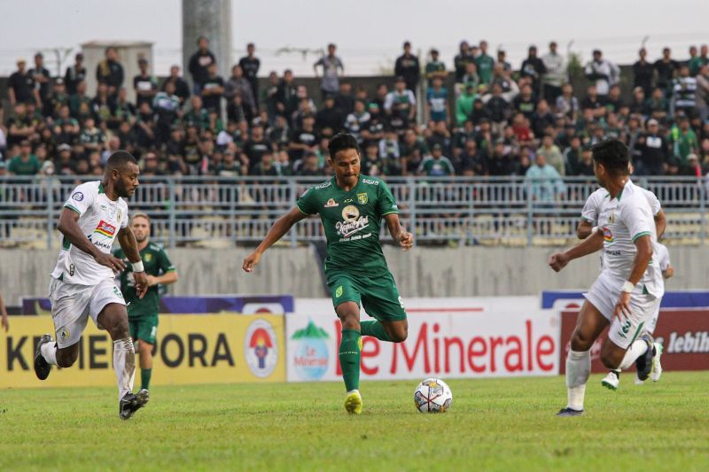 januar-persebaya