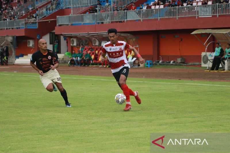MADURA-VS-PERSIJA (1)