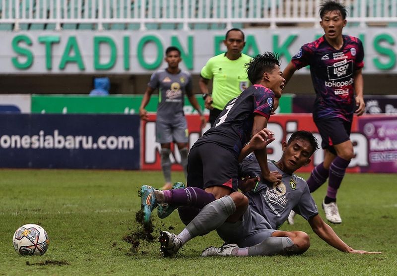 rans-nusantara-fc-melawan-persebaya-1