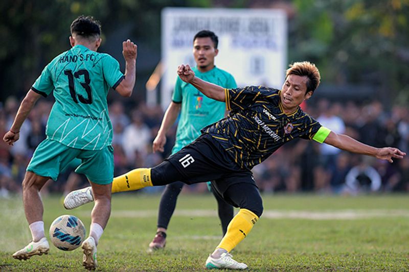 antarafoto-bermain-tarkam-imbas-dihentikannya-liga-2-09032023-mrh-7