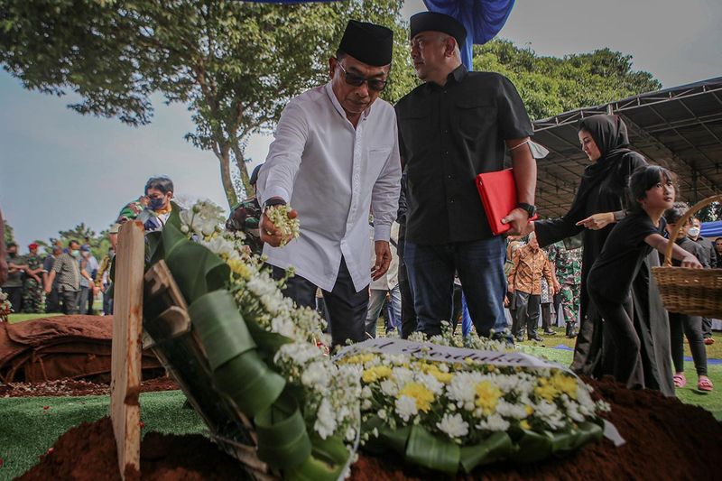 koesni-harningsih-meninggal-dunia-6