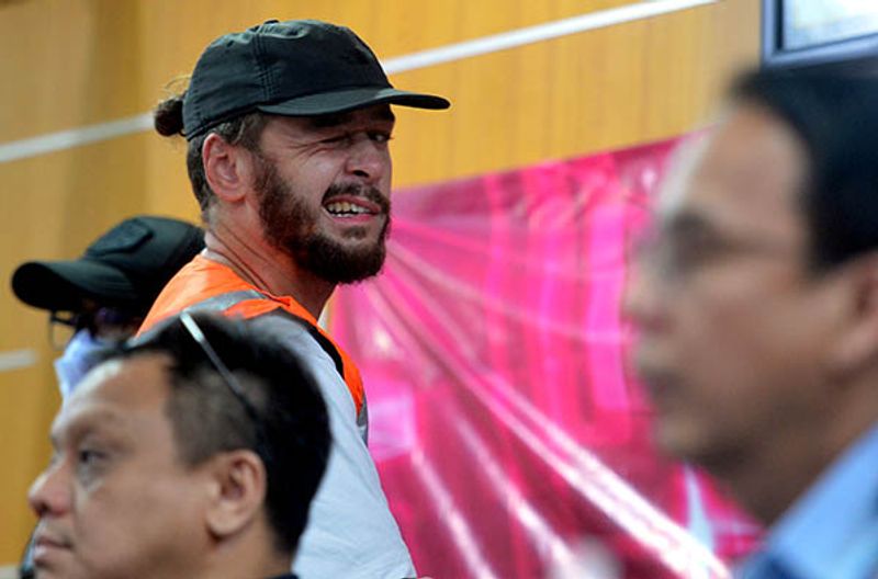 antarafoto-deportasi-wn-rusia-dari-bali-080323-fik-2